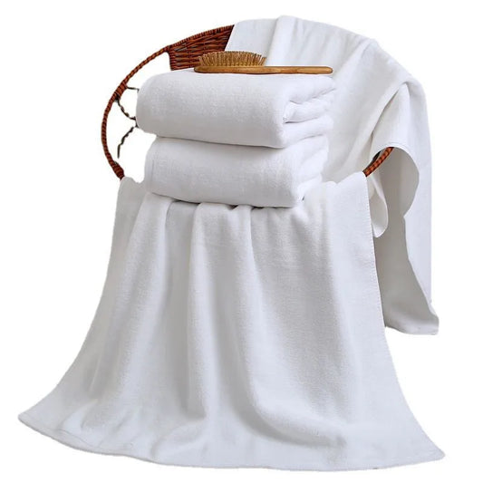 Extra Large High Absorbency Pure Cotton Bath Towel - Versatile White Towel for Hotels and Beauty Salons